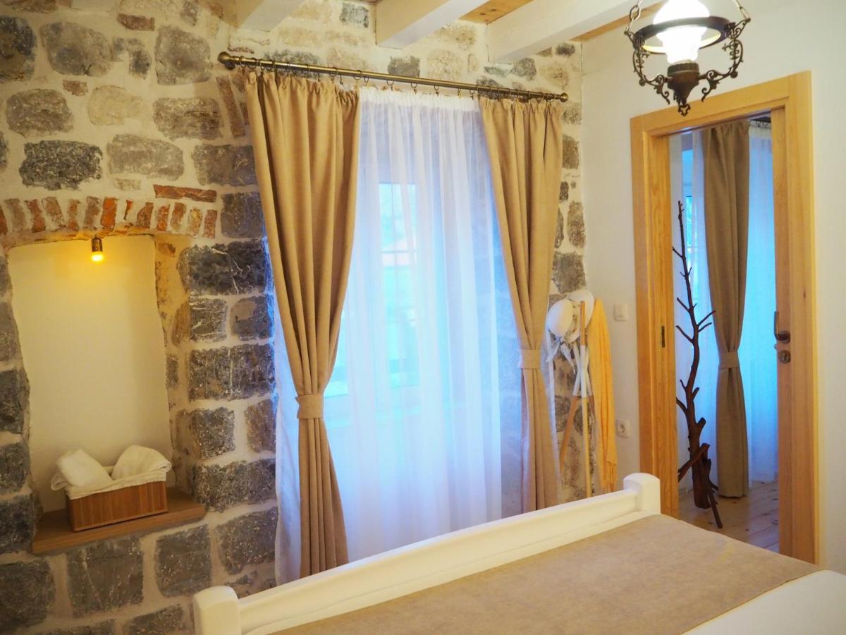 Romantic Stone House By The Sea **** Kotor Exterior foto