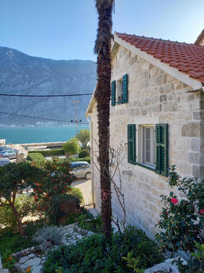 Romantic Stone House By The Sea **** Kotor Exterior foto